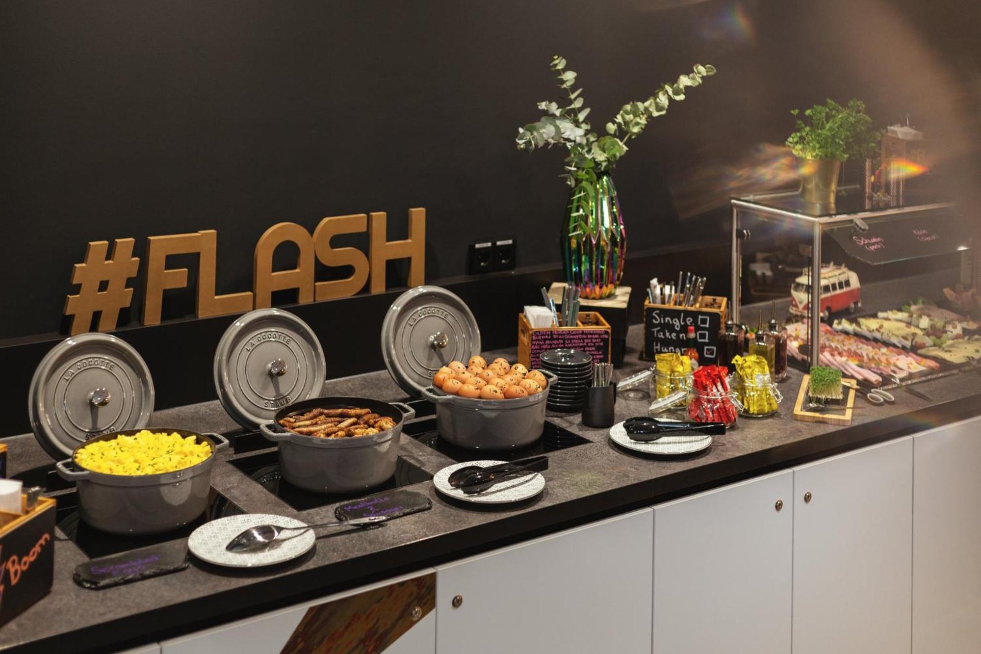 Holiday Inn - The Niu, Flash Berlin Charlottenburg By Ihg Exterior foto